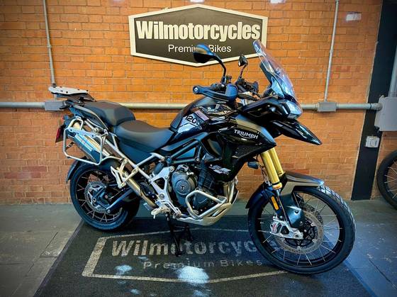 TRIUMPH TIGER 1200 RALLY PRO 